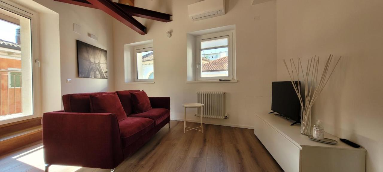 Sarpi21 Suites Удине Екстериор снимка